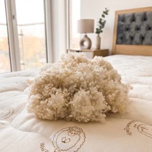 Boncuk Yün Yastık - Linnda Home